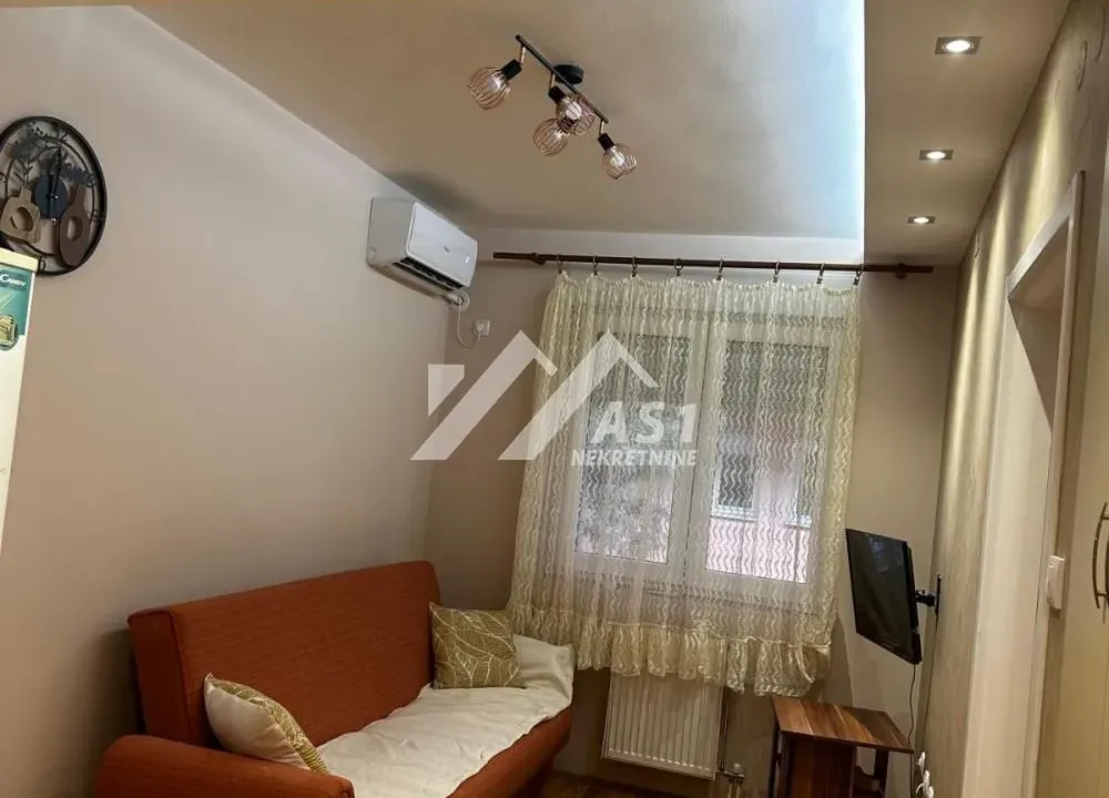 Rent, one bedroom apartment, 29m², Bulevar Oslobodjenja, Novi Sad Sve Podlokacije