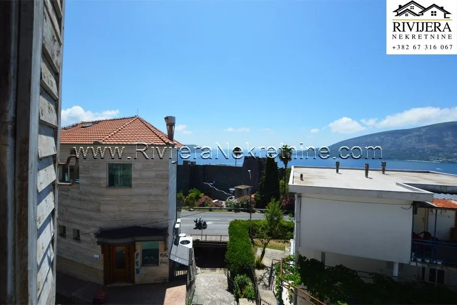 Prodaja, dvosoban stan, 93m², Centar, Herceg Novi