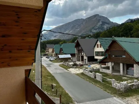 Prodaja, kuća, 200m², Žabljak, Crna Gora - image 4