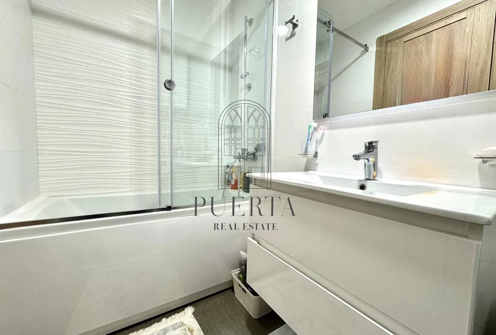 Rent, two bedroom apartment, 69m², Master Kvart, Podgorica
