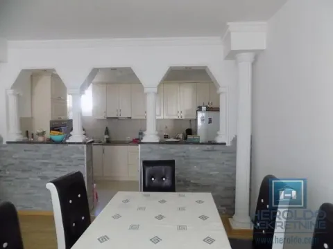 Sale, house, 230m², Centar, Paraćin - image 38