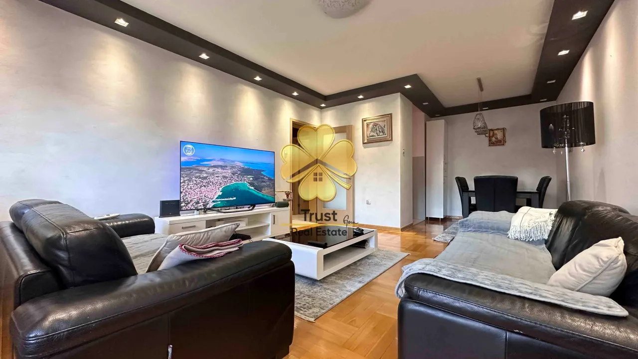 Izdavanje, dvosoban stan, 80m², Preko Morače, Podgorica