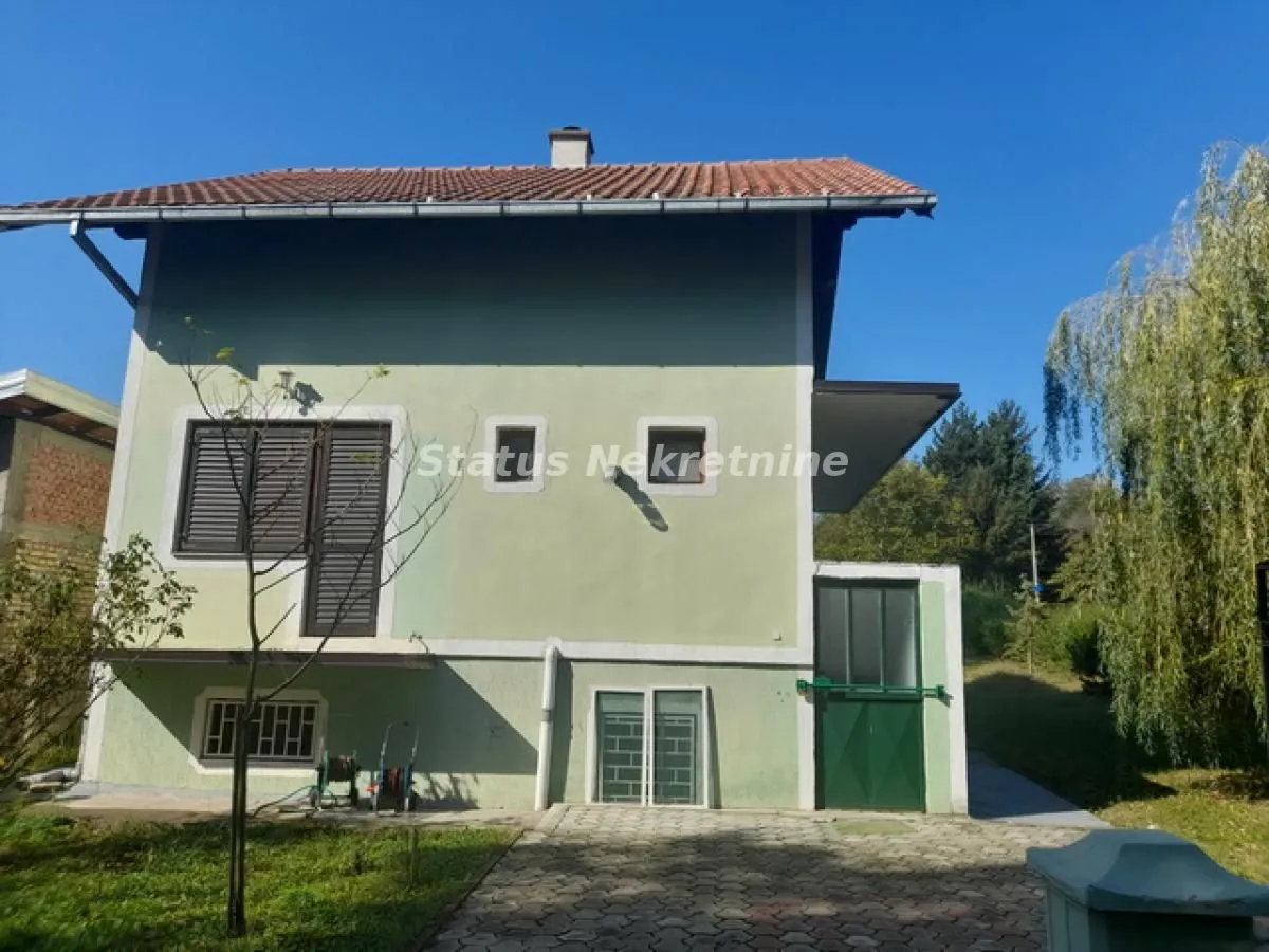 Sale, house, 246m², Beočin, Srbija