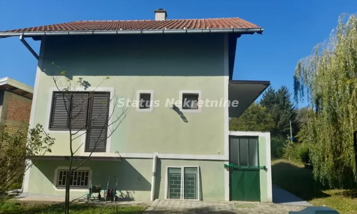 Prodaja, kuća, 246m², Beočin, Srbija