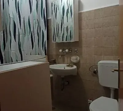 Rent, two bedroom apartment, 57m², Tivat, Crna Gora - image 6