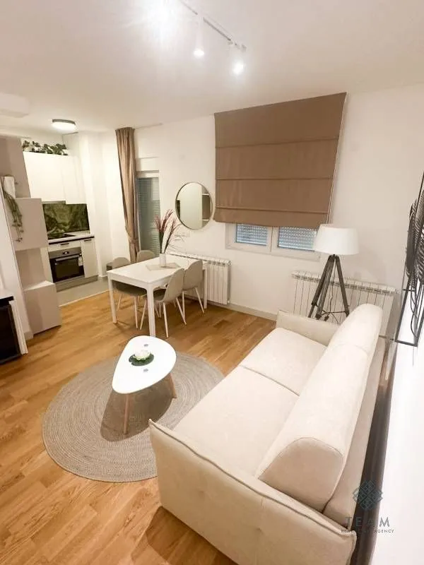 Sale, one bedroom apartment, 54m², Centar, Kolašin