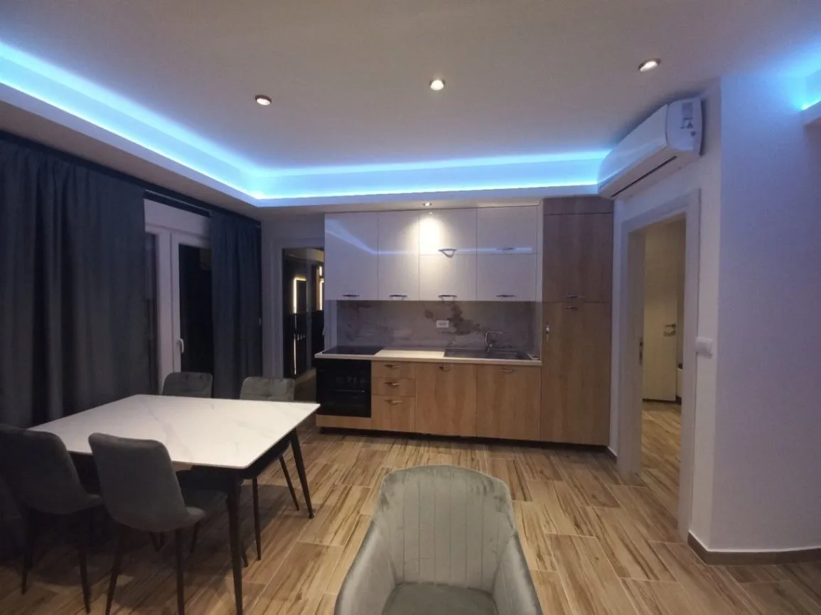 Rent, two bedroom apartment, 70m², Kalimanj, Tivat