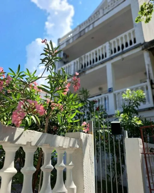 Sale, house, 278m², Sutomore, Bar