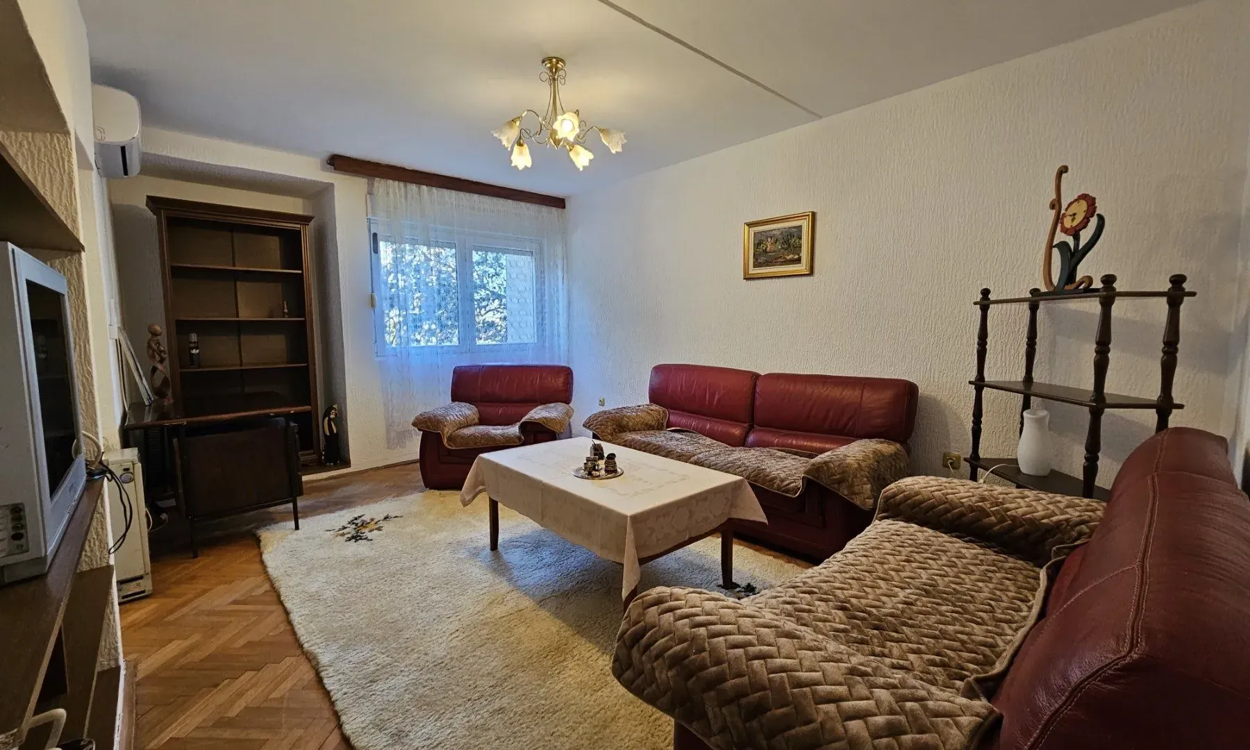 Izdavanje, dvosoban stan, 68m², Zabjelo, Podgorica