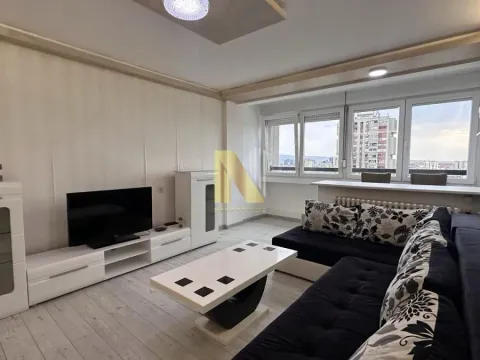 Stan in Bulevar Oslobodjenja