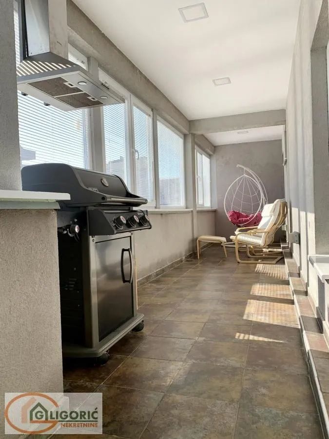 Sale, four bedroom apartment, 157m², Bul Kralja Aleksandra, Zvezdara Sve Podlokacije