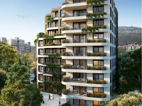 Prodaja, dvosoban stan, 84m², Centar, Bar - image 1