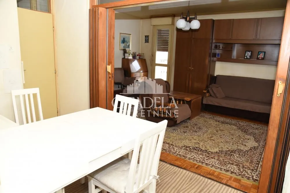 Prodaja, trosoban stan, 70m², Stari Grad, Beograd