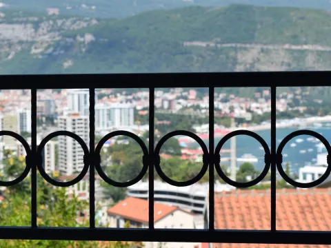 Prodaja, trosoban stan, 118m², Budva, Crna Gora - image 13