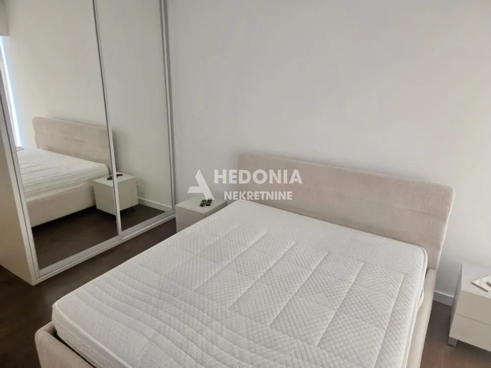 Rent, three bedroom apartment, 94m², Novi Beograd Blok 65, Novi Beograd Sve Podlokacije