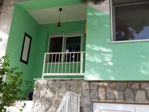 Kuća in Sremska Kamenica