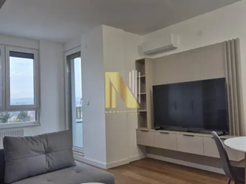 Prodaja, jednosoban stan, 32m2, Bulevar Evrope, Novi Sad, Novi Sad