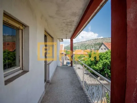 Prodaja, kuća, 214m², Tološi, Podgorica - image 6