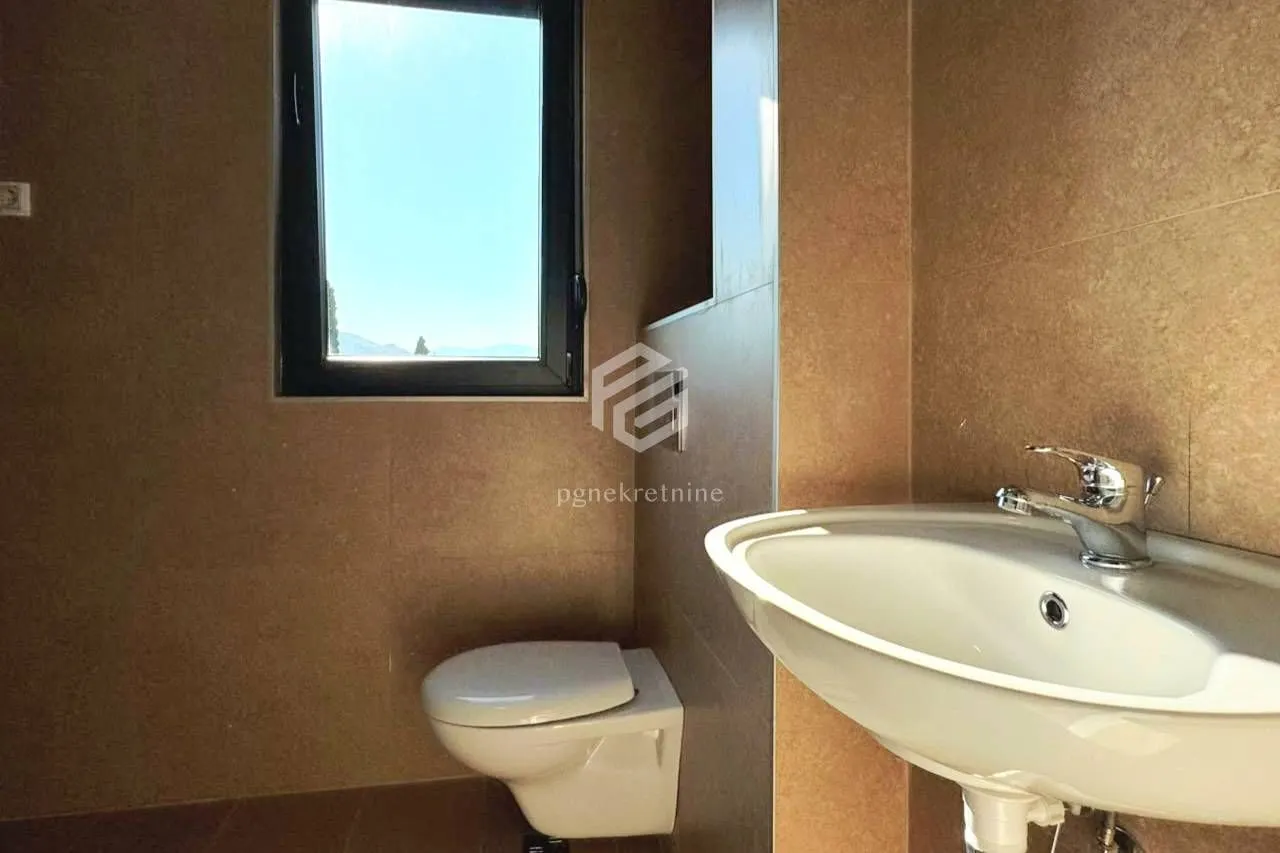 Prodaja, dvosoban stan, 64m², Tološi, Podgorica