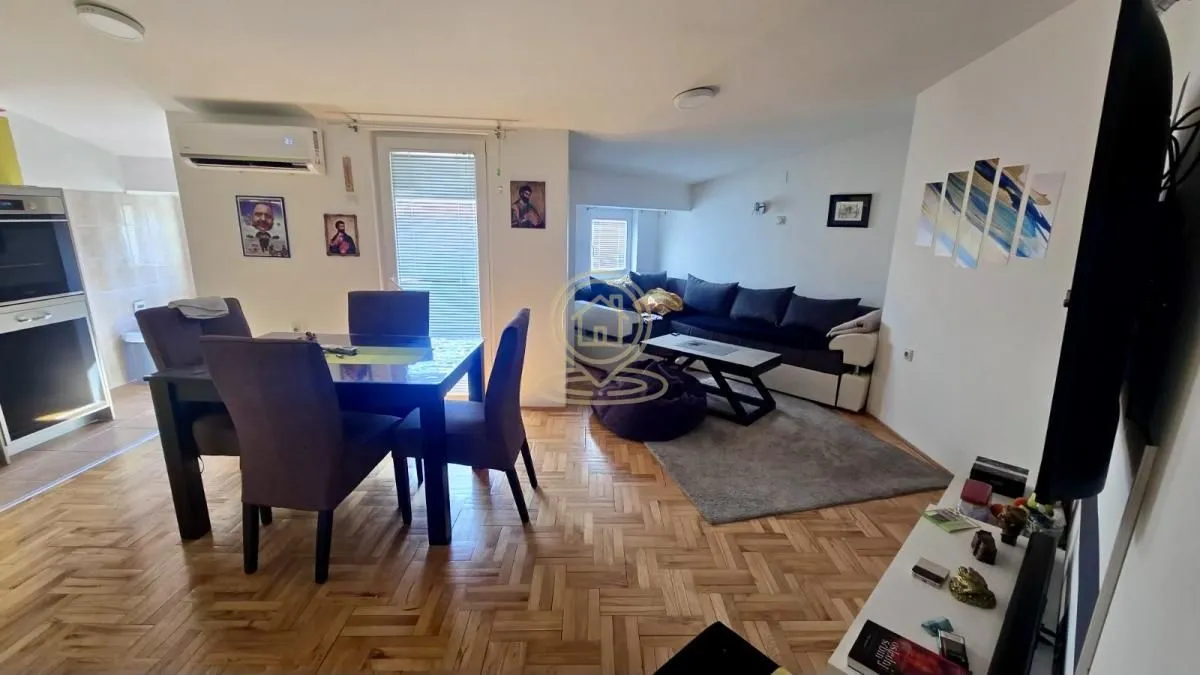 Prodaja, dvosoban stan, 56m², Pantelej, Niš