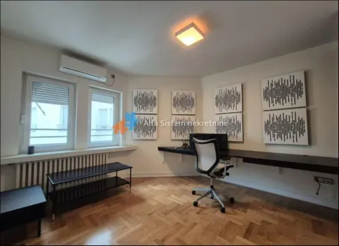 Izdavanje, stan, 150m², Stari Grad, Beograd - image 11