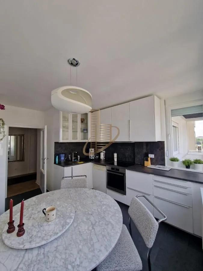 Rent, three bedroom apartment, 73m², Tašmajdan, Palilula Sve Podlokacije