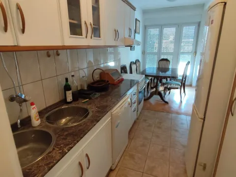 Izdavanje, jednosoban stan, 58m², Centar, Podgorica - image 8