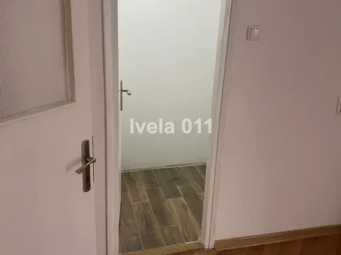 Sale, two bedroom apartment, 78m², Stari Grad, Beograd - image 4