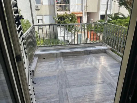 Izdavanje, dvosoban stan, 130m², Budva, Crna Gora - image 4