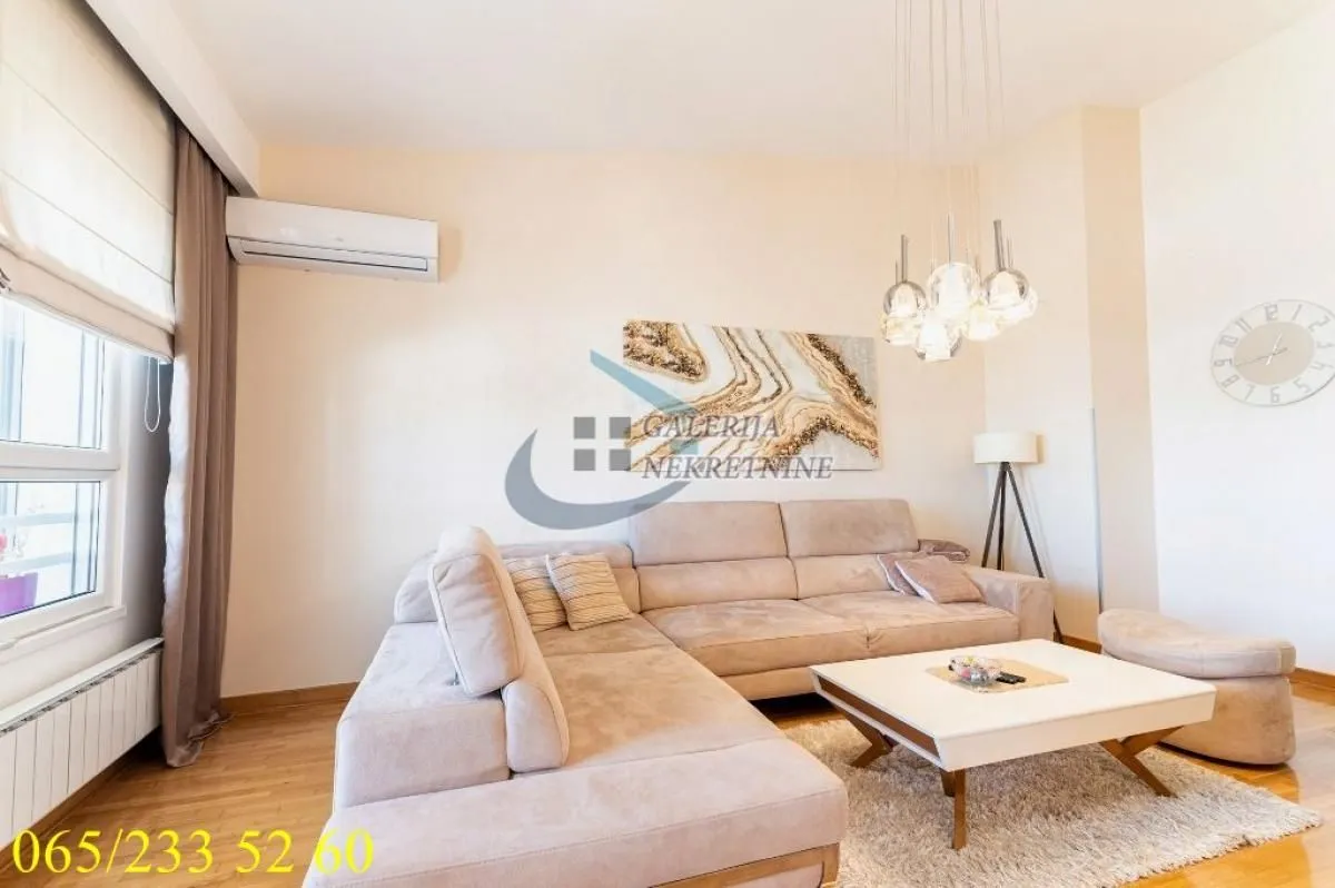 Sale, four bedroom apartment, 94m², Novi Beograd Blok 67, Novi Beograd Sve Podlokacije