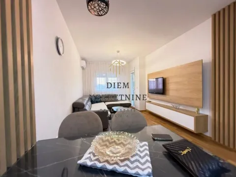 Rent, one bedroom apartment, 45m², Stari Aerodrom, Podgorica - image 8