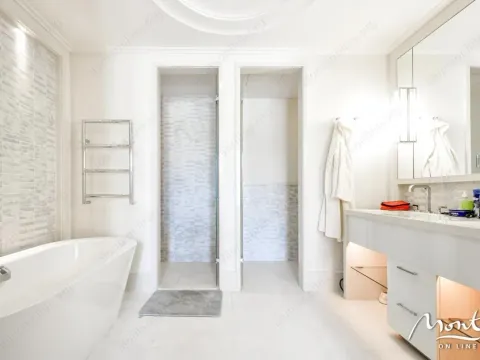 Sale, one bedroom apartment, 69m², Porto Montenegro, Tivat - image 5