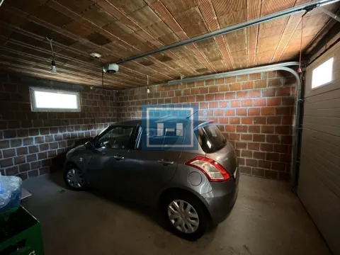 Prodaja, kuća, 271m², Šantarovac, Jagodina - image 24