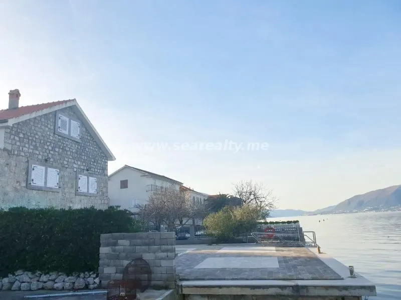 Prodaja, kuća, 187m², Bogišići, Tivat