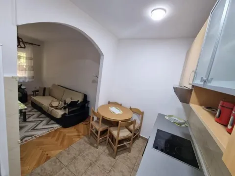 Izdavanje, jednosoban stan, 50m², Preko Morače, Podgorica - image 16