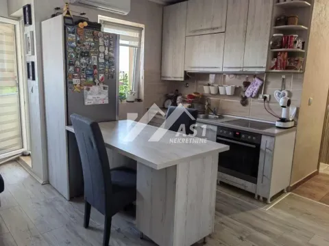 Sale, three bedroom apartment, 81m², Adice, Novi Sad Sve Podlokacije - image 2