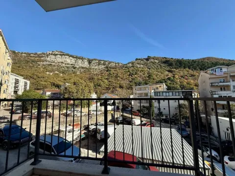 Prodaja, garsonjera, 31m², Centar, Budva - image 7