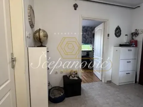 Prodaja, trosoban stan, 75m², Petrovaradin, Novi Sad - image 4