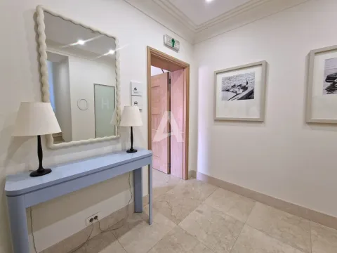 Sale, two bedroom apartment, 152m², Tivat, Crna Gora - image 4