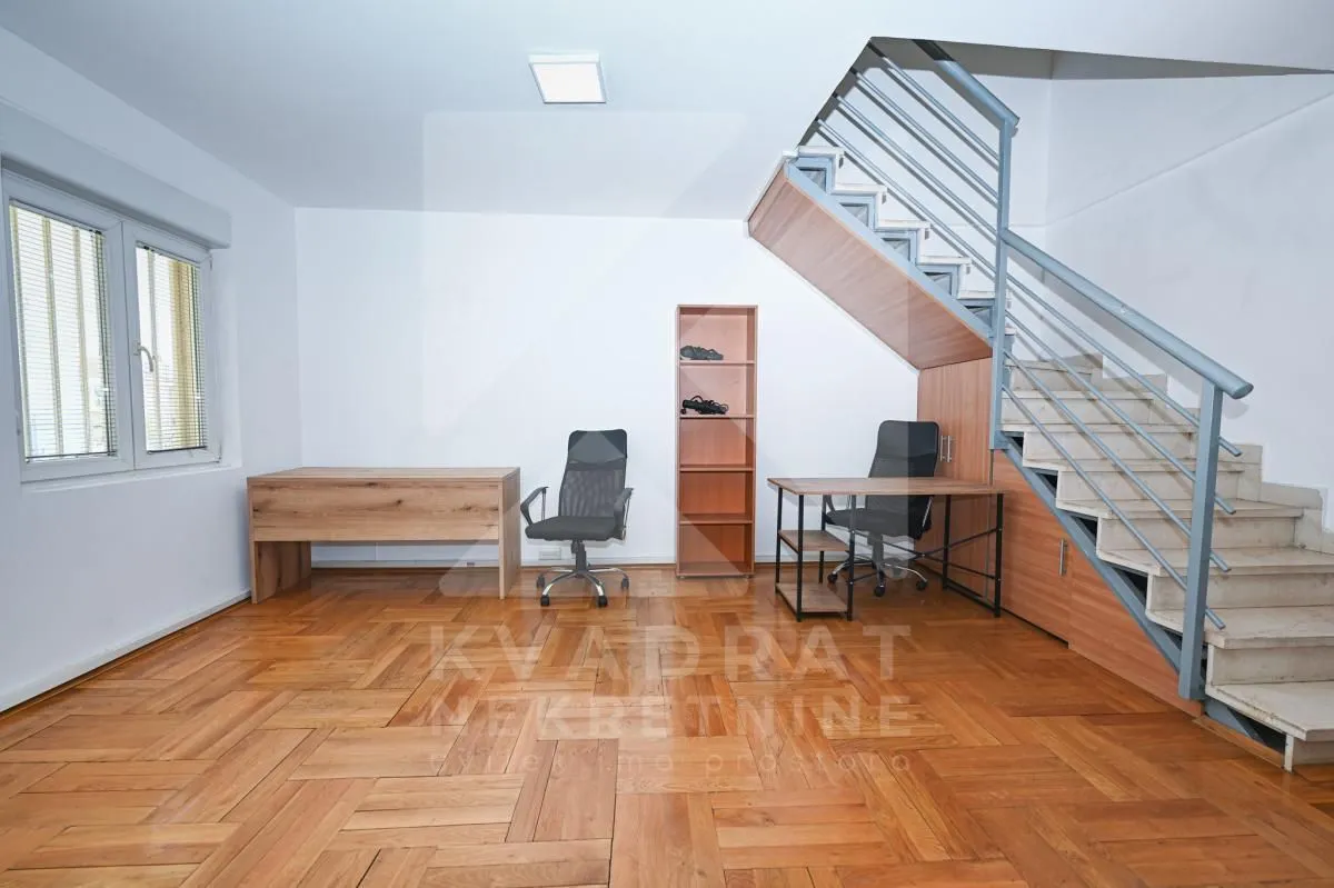 Rent, office space, 65m², Stari Aerodrom, Podgorica