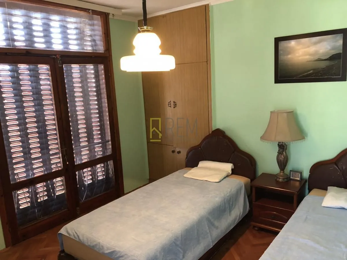 Sale, house, 300m², Šušanj, Bar