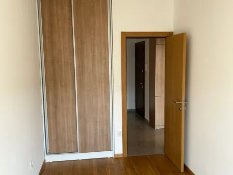 Rent, two bedroom apartment, 65m², Stari Aerodrom, Podgorica - image 7