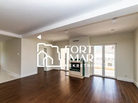 Sale, two bedroom apartment, 133m², Đenovići, Herceg Novi