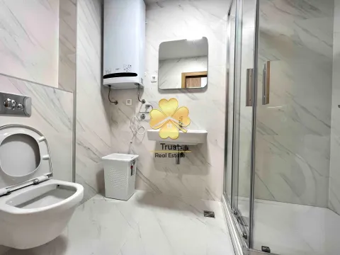 Izdavanje, jednosoban stan, 48m², New City, Podgorica - image 6