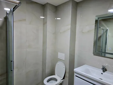 Sale, one bedroom apartment, 37m², Bečići, Budva - image 6