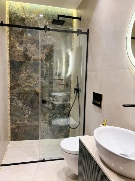 Izdavanje, trosoban stan, 90m², Grbavica, Novi Sad Sve Podlokacije