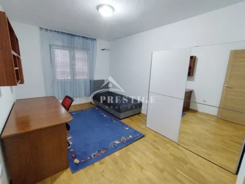 Izdavanje, dvosoban stan, 71m², Stari Aerodrom, Podgorica - image 4