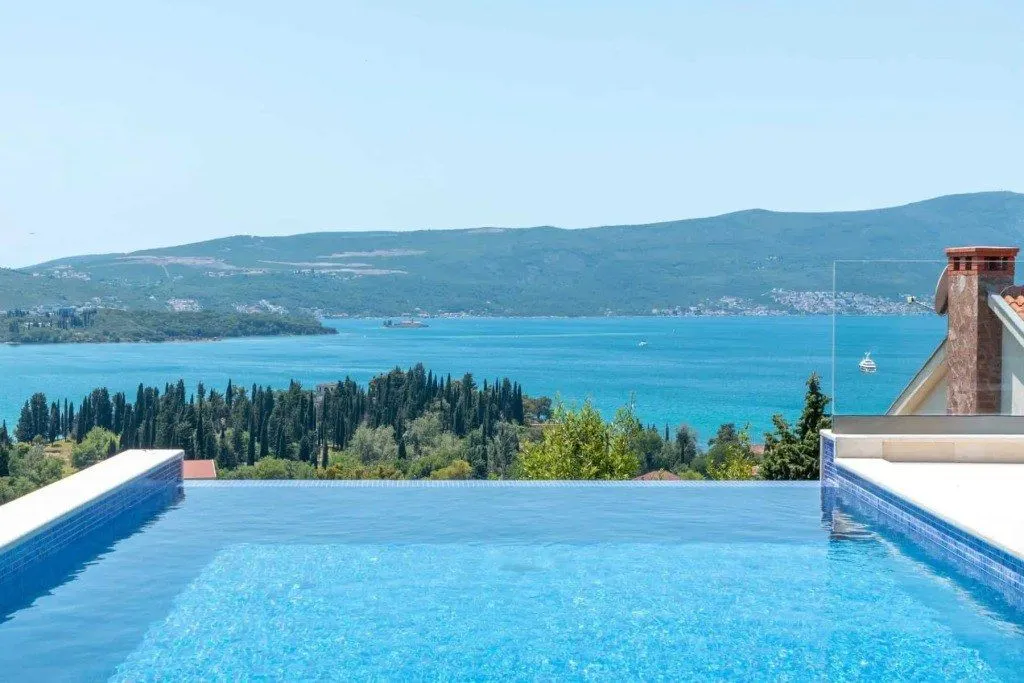Prodaja, kuća, 311m², Centar, Tivat