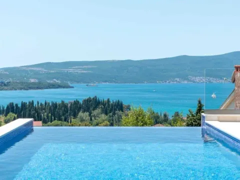 Prodaja, kuća, 311m², Centar, Tivat - image 6