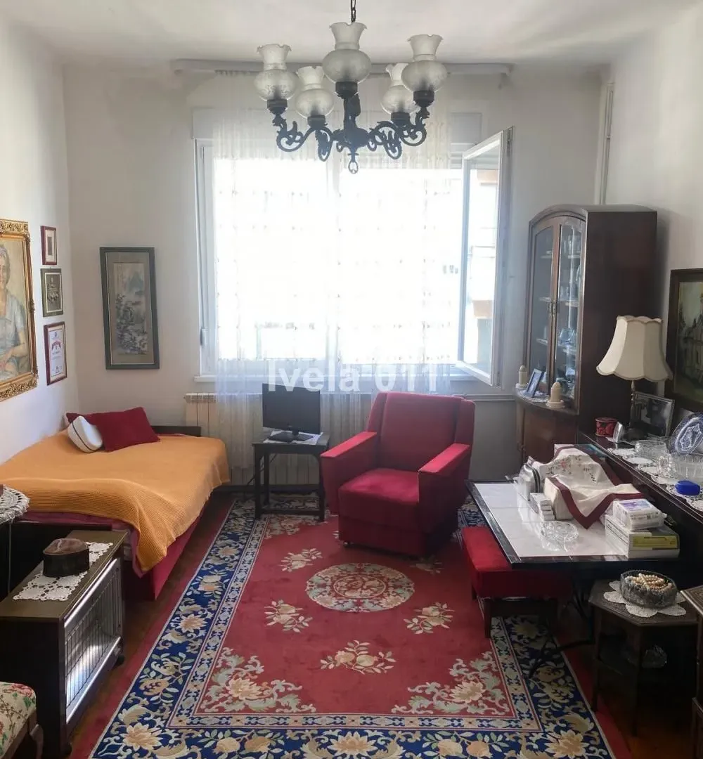 Prodaja, trosoban stan, 84m², Vračar Hram, Vračar Sve Podlokacije